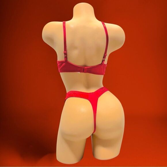 Vintage Y2K Felina bra and thong set in red mesh and black floral embroidery 34C - Picture 4 of 14